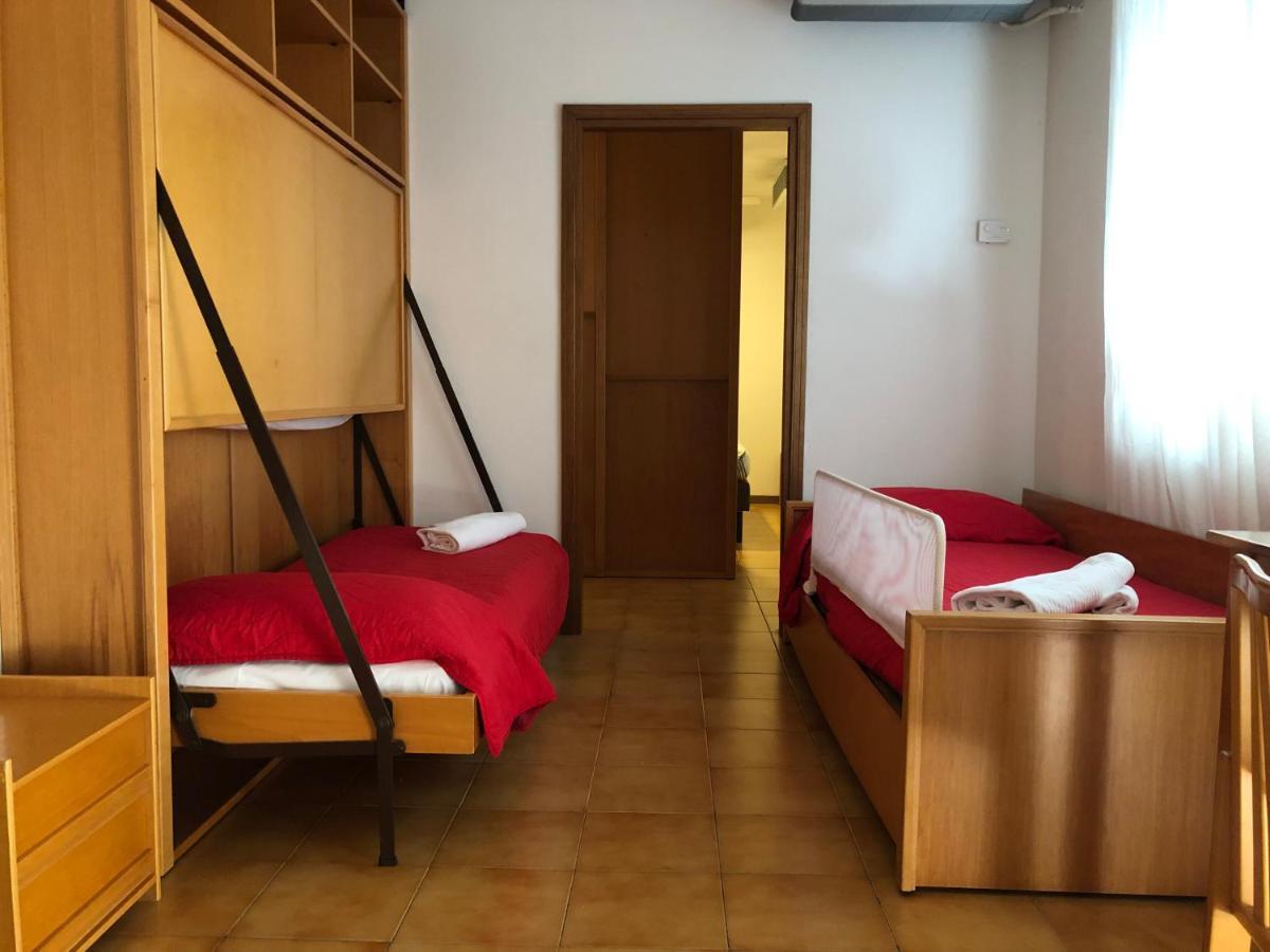 Hotel Garni Villa Magnolia Torbole Sul Garda Екстериор снимка