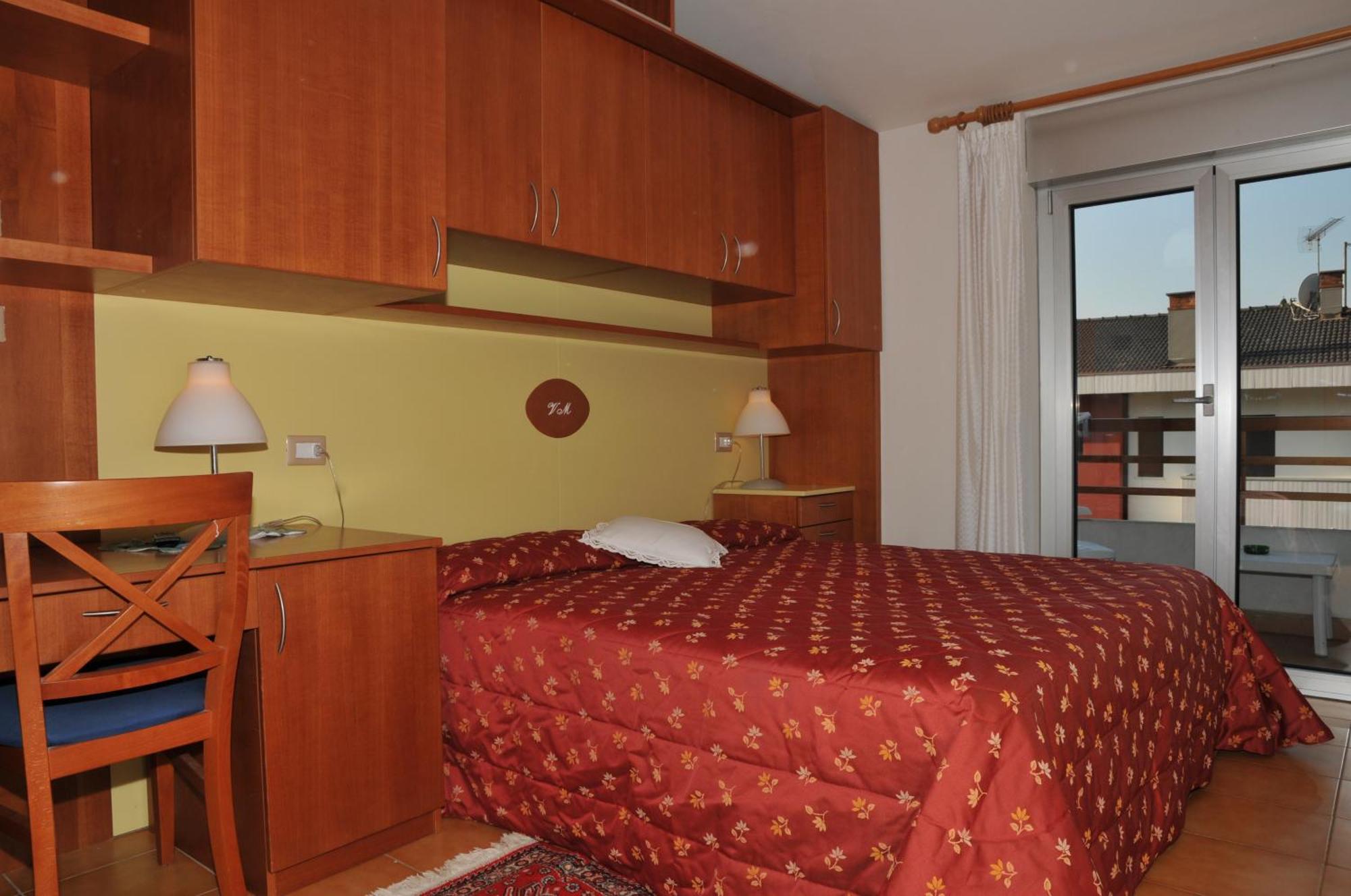 Hotel Garni Villa Magnolia Torbole Sul Garda Екстериор снимка