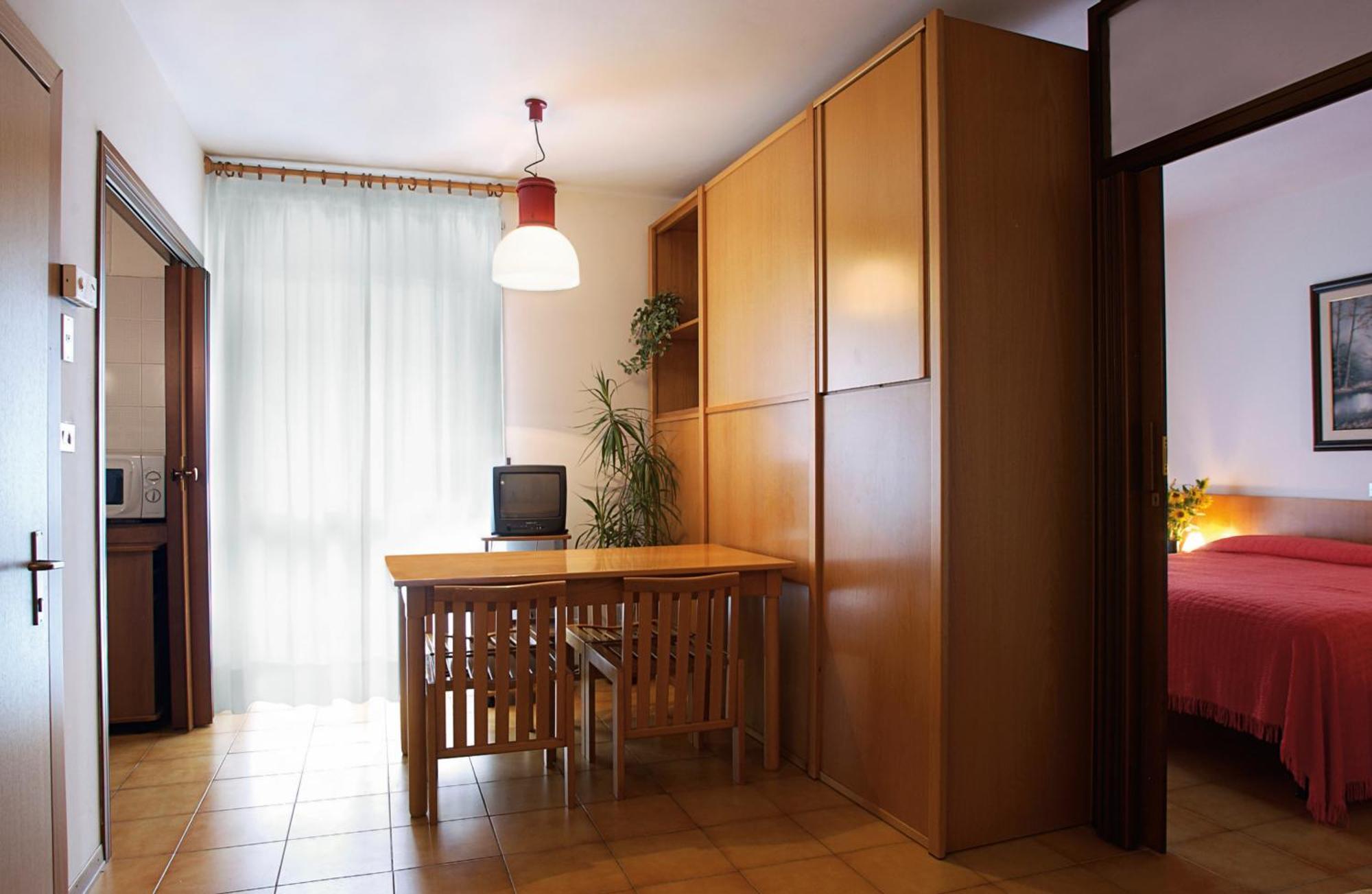Hotel Garni Villa Magnolia Torbole Sul Garda Екстериор снимка